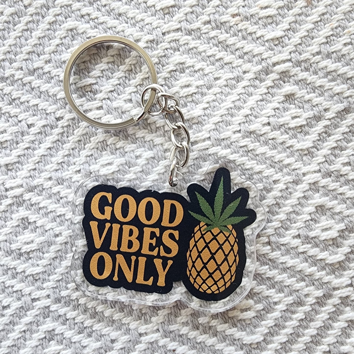 Good Vibes Only Keychain